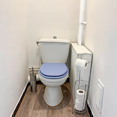 Apartment Escapade Rochelaise A 10min De La Mer Avec Parking