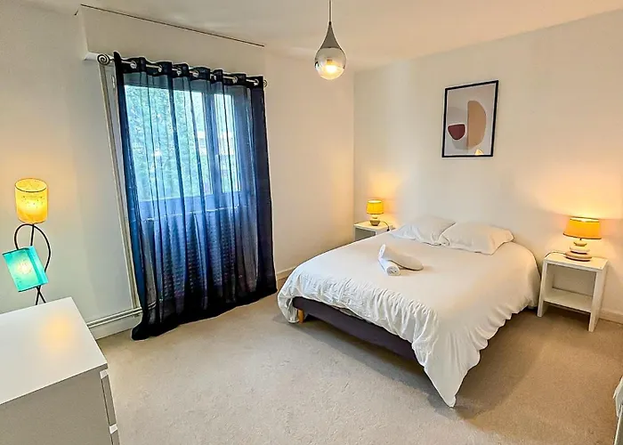 Escapade Rochelaise A 10min De La Mer Avec Parking Apartmán